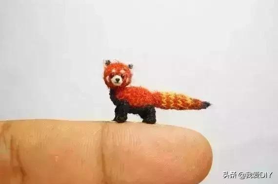 100种超迷你钩针小物钥匙包教程,100种超迷你钩针小物圣诞老人