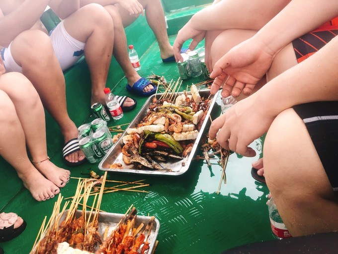 海南冲浪旅游攻略,海南万宁日月湾冲浪攻略