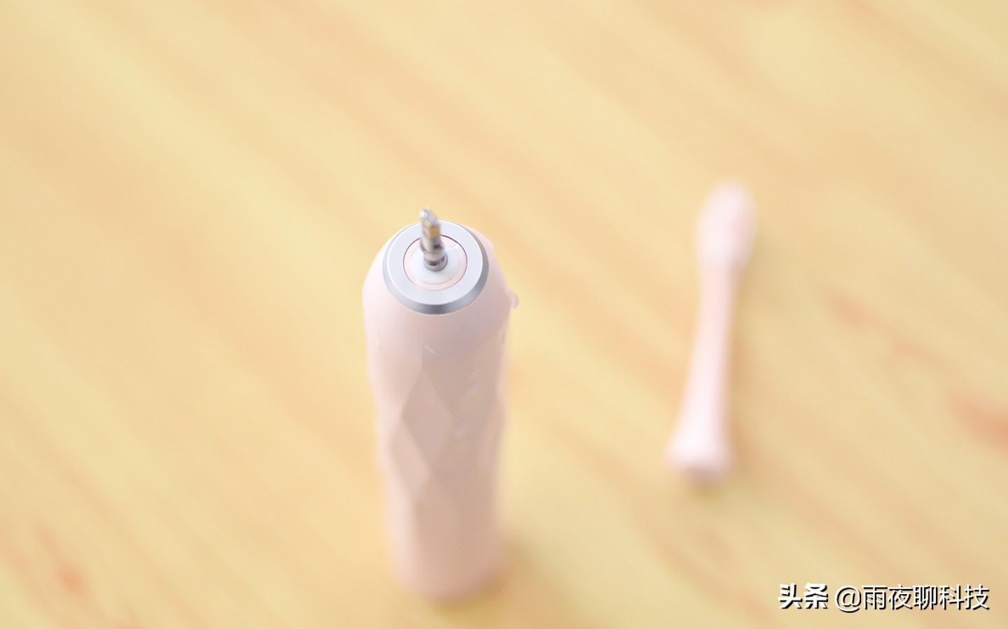 扉乐电动牙刷刷头软毛,扉乐电动牙刷有什么型号