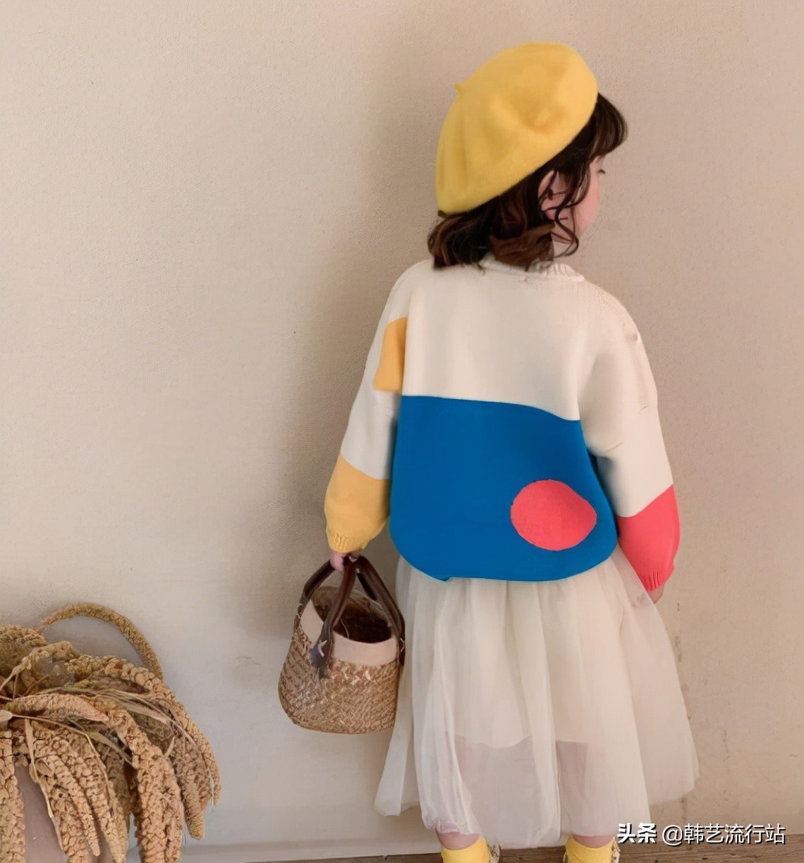 韩版毛线童装怎么搭配好看,童装韩版新款爆款品牌有哪些