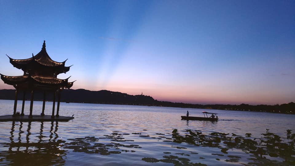 台湾女生来杭州,台湾女生游大陆杭州