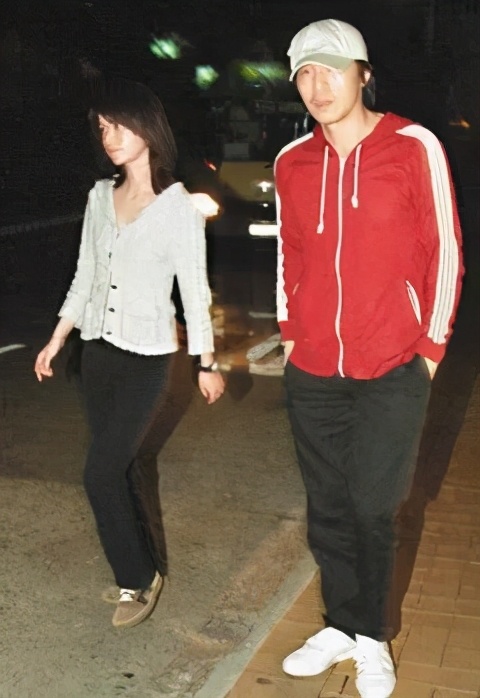 周星驰被前女友告上法庭赢了没有,周星驰前女友败诉了吗