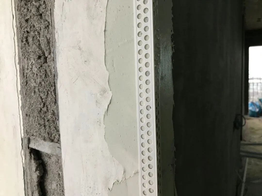 墙面刷腻子的流程注意事项,墙面粉刷刮腻子需要注意什么