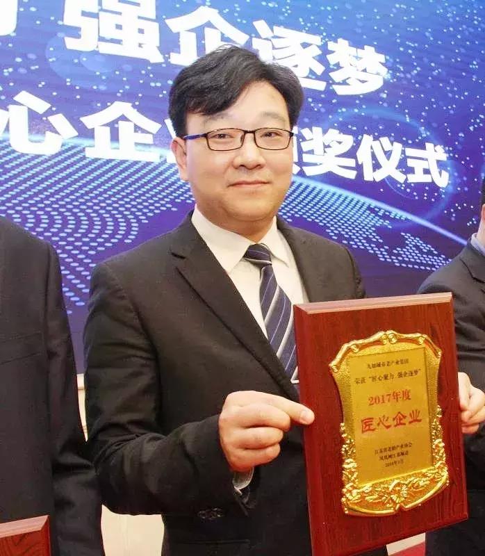 中国行业名牌培育鼎武医疗榜上有名