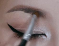 初学眉毛怎么画才能根根分明,新手画眉毛的技巧和方法