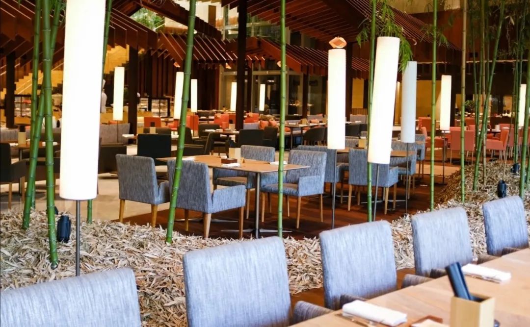 北京奔驰总部大楼地址望京,北京望京奔驰专修店