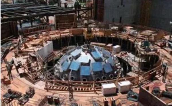 中国神光激光器,中国神光二号巨型激光器