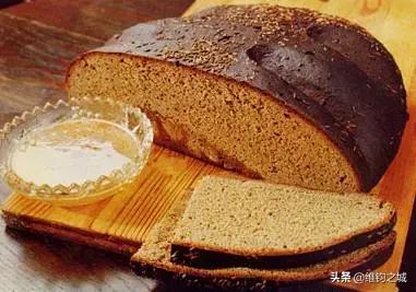 内蒙古呼伦贝尔最出名的美食,呼伦贝尔当地特色美食介绍500字