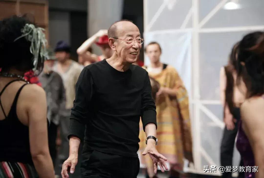 亚洲最狂野女导演,一年出3部新片,半个演艺圈为她站台