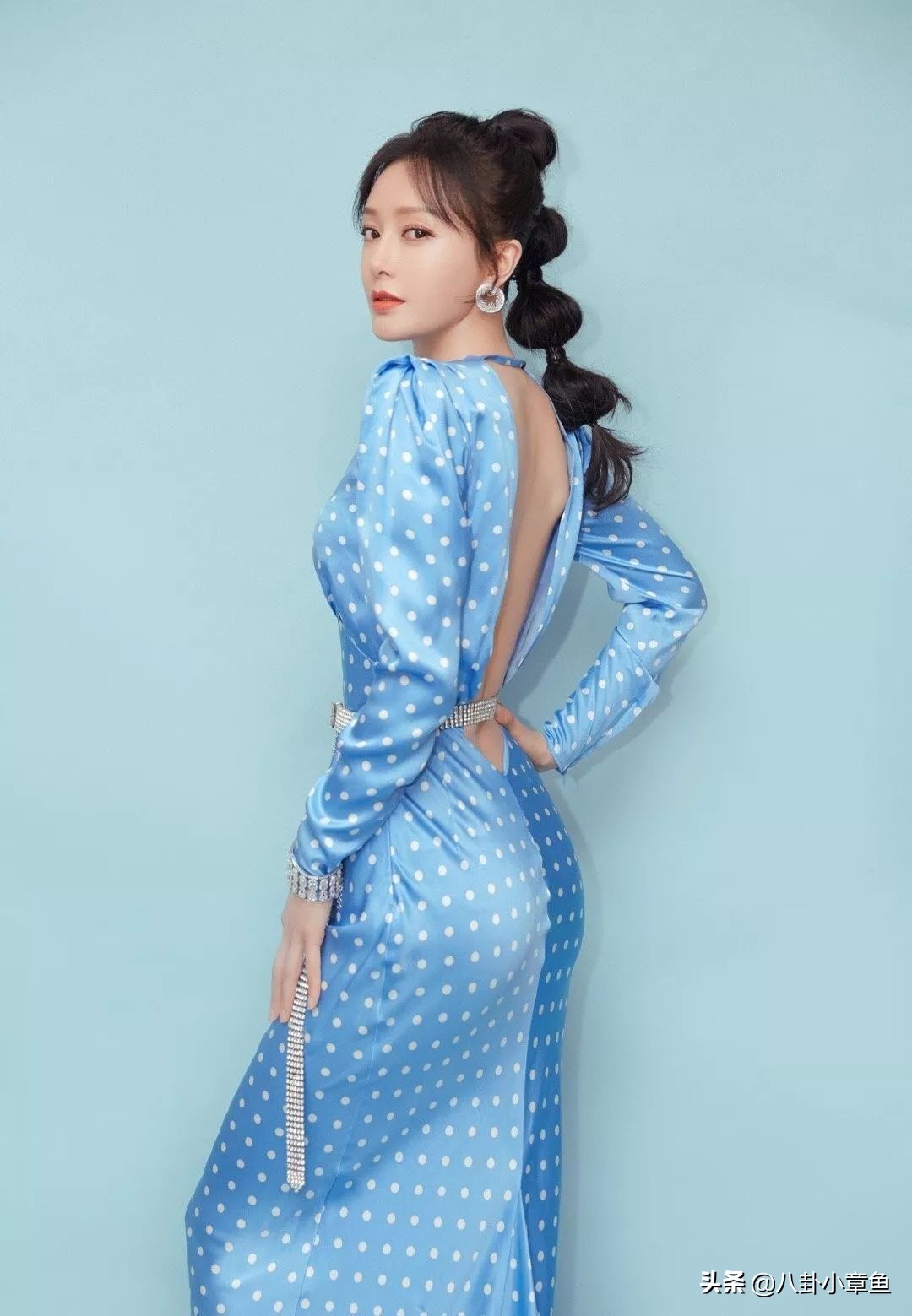 杨幂鱼尾辫高清壁纸,杨幂鱼尾辫发型火了