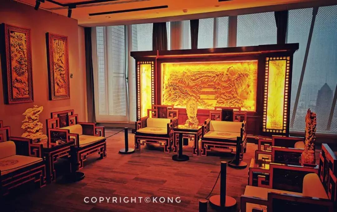 上海观复博物馆地面,上海中心37楼观复博物馆