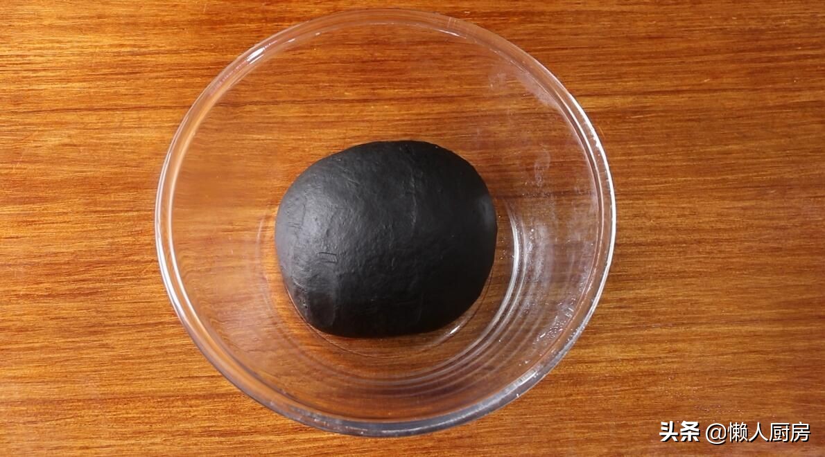 大墨鱼整个红烧,墨鱼水饺墨鱼和肉的比例