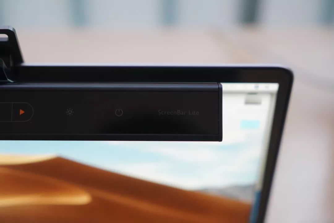 笔记本背光灯不亮维修,一个小配件多少钱