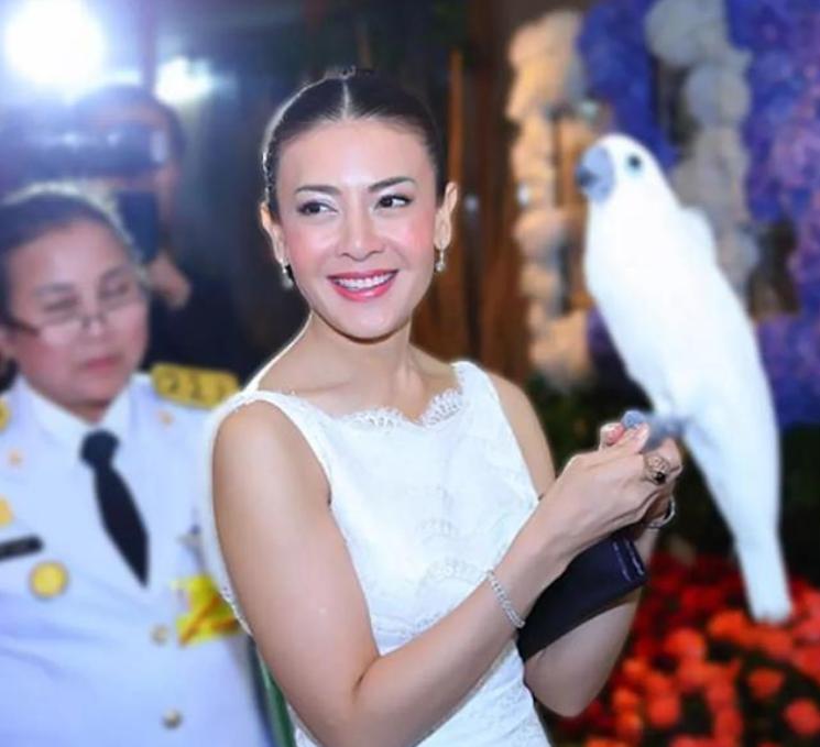 泰王与西拉米有夫妻相吗,泰王与西拉米的爱情不平等