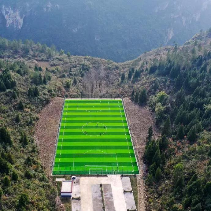 重庆真的火到国外了吗,重庆将建设专业足球场