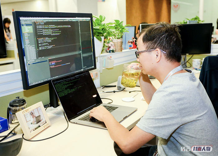 温绍锦：初心不改的阿里初*开代**源人|码云封面人物第18期