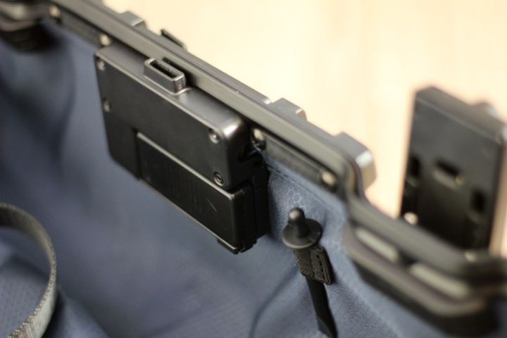 轻便美旅行李箱,好用价格不贵的指纹解锁行李箱