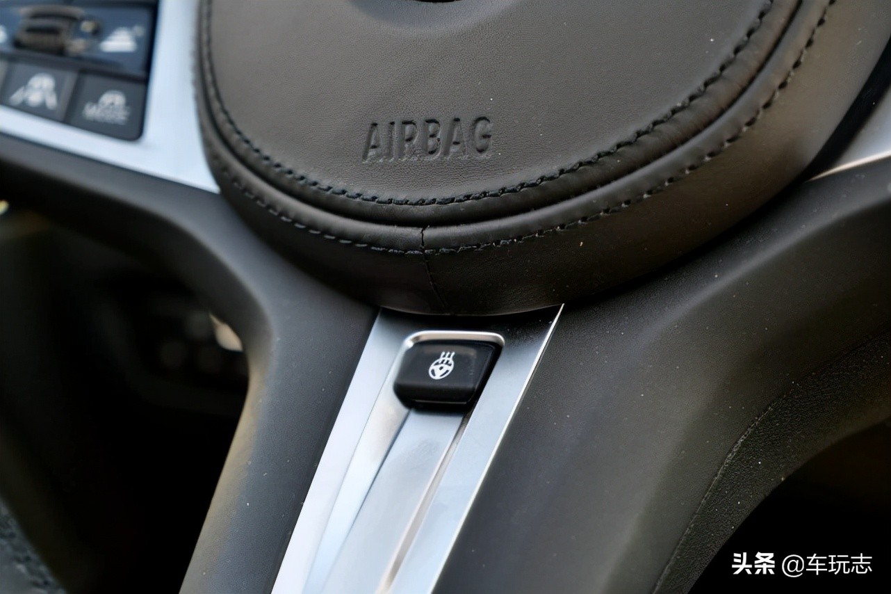 全新bmw4系敞篷轿跑锋芒首发,bmw4系四门轿跑车