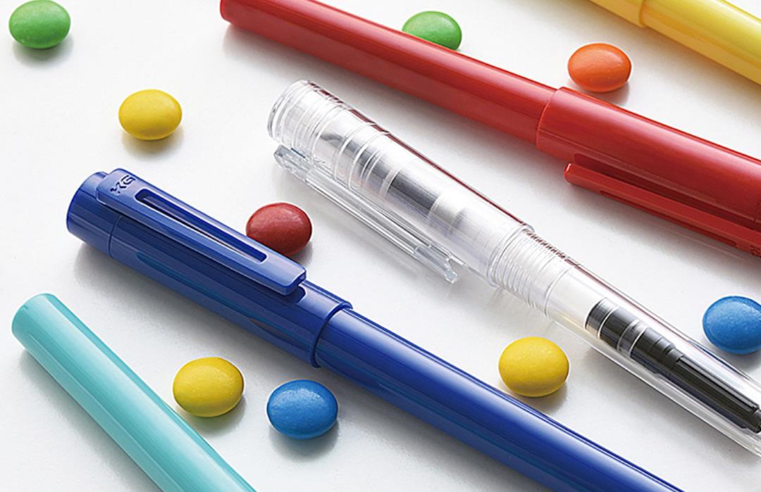 开学必备文具钢笔,开学钢笔