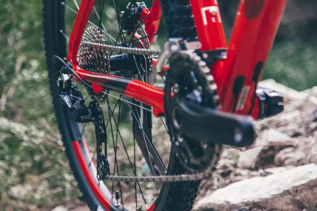 骑上马做自己的骑士,骑上最帅的车做最靓的仔