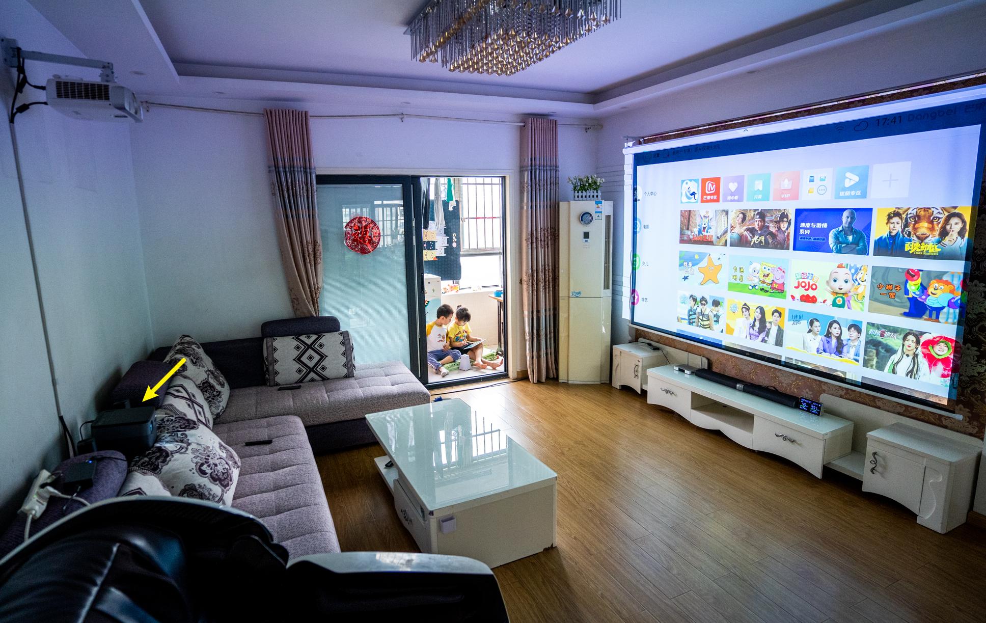 当贝投影仪f3家庭影院,当贝newf3投影仪测评