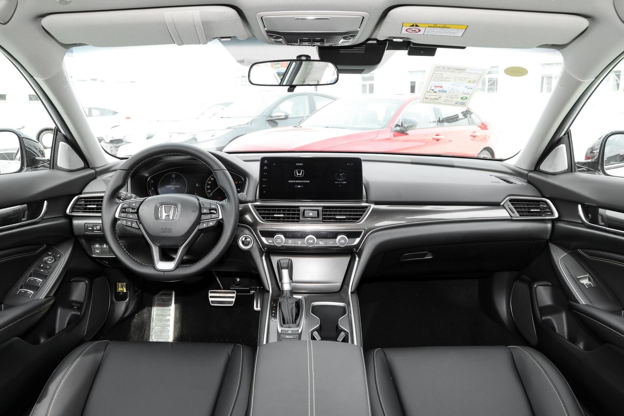 新款雅阁全系导购:价格门槛降1万元推荐260TURBO幻夜尊贵版