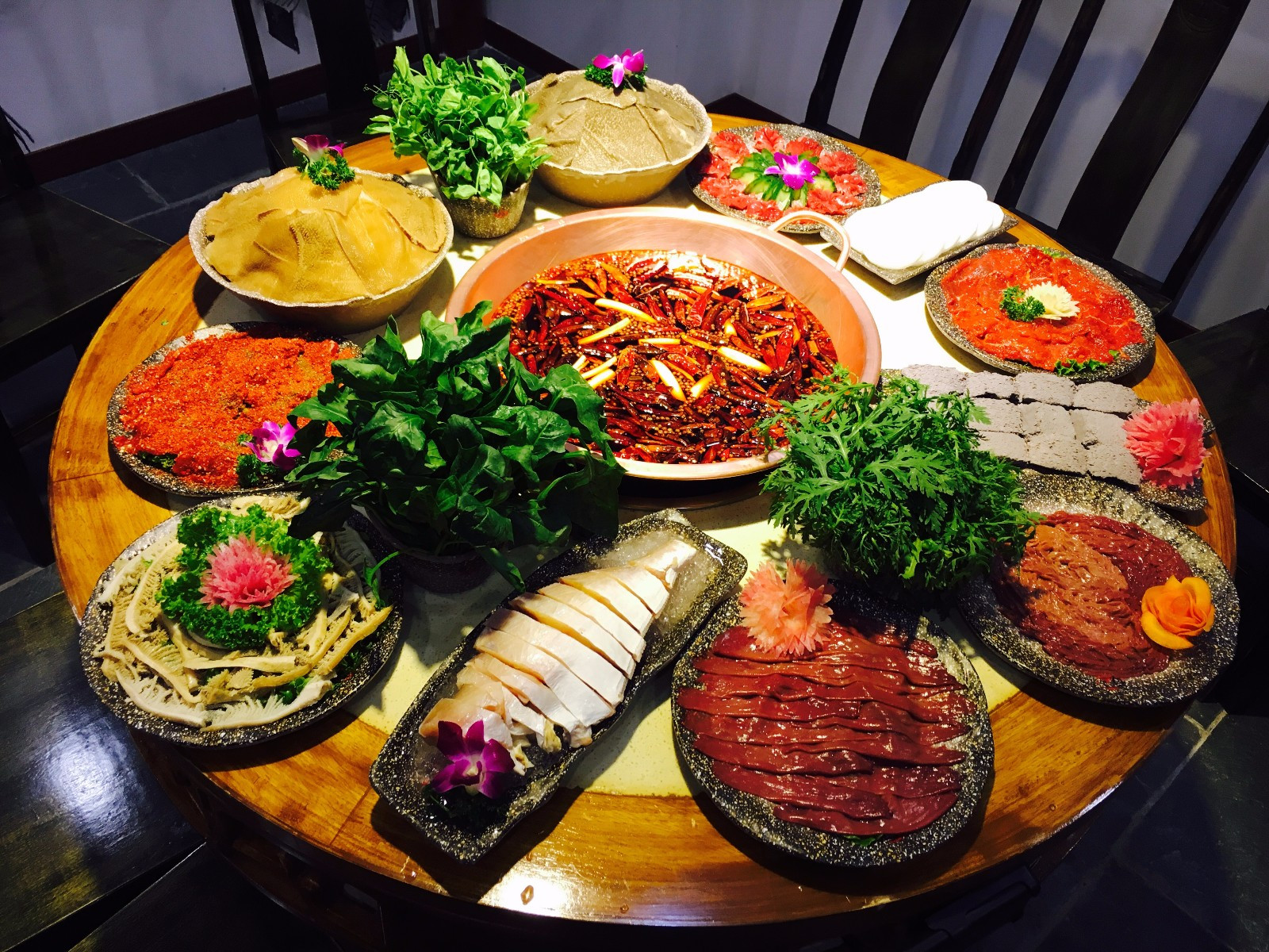 重庆吃喝旅游攻略,重庆旅游吃喝攻略小面