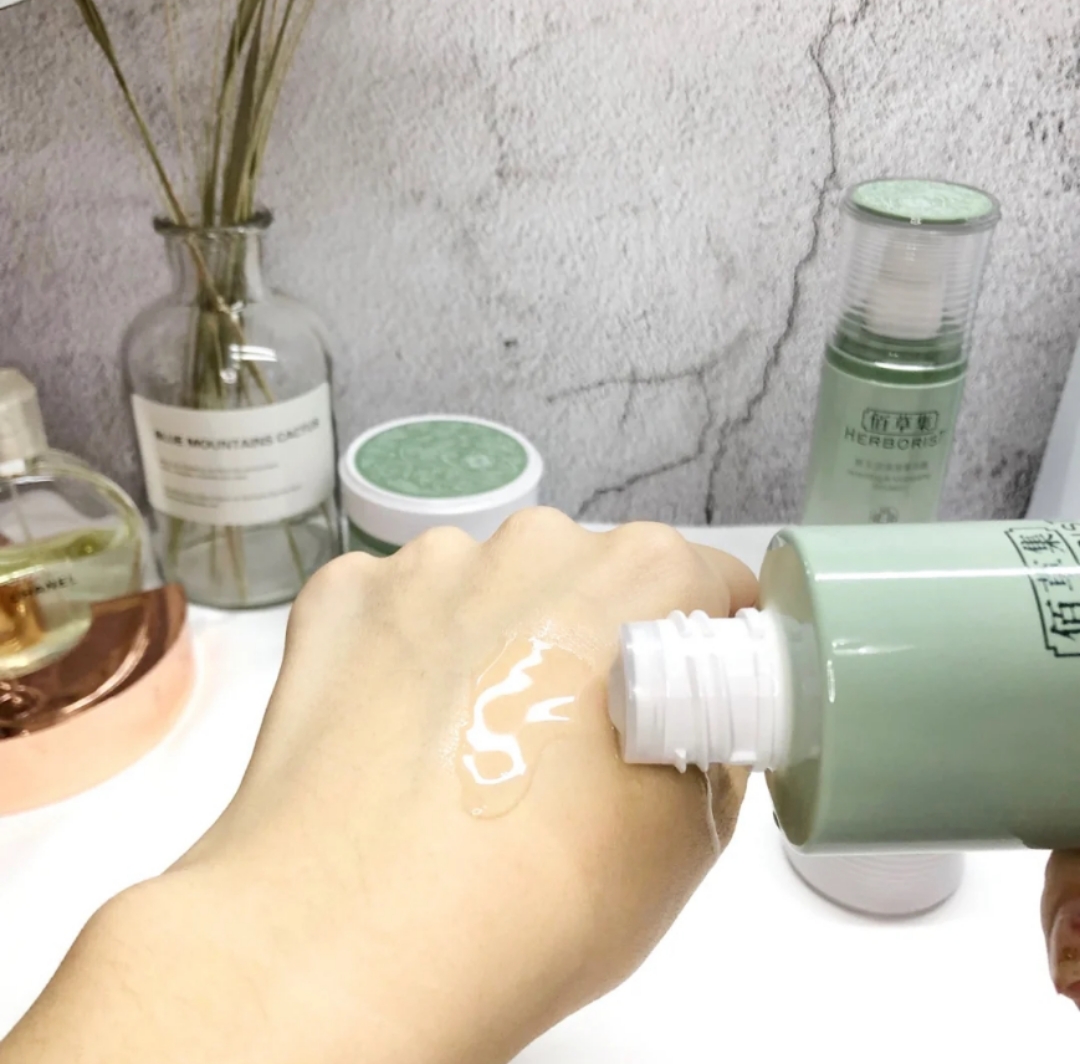 水乳推荐排行榜自然堂,紫瓶自然堂水乳好用吗