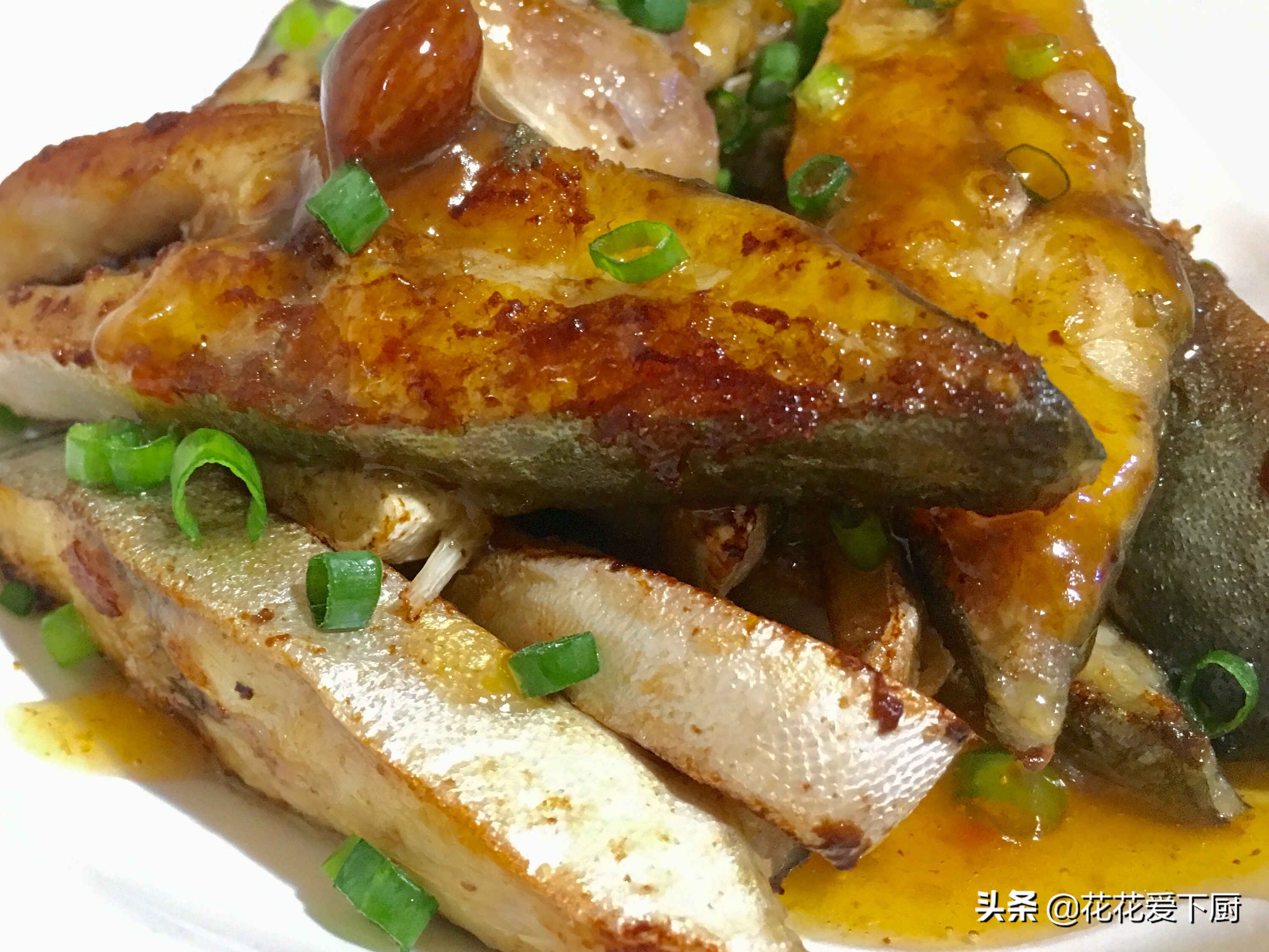 广东香煎金鲳鱼,逢年过节必吃的香酥炸鱼块