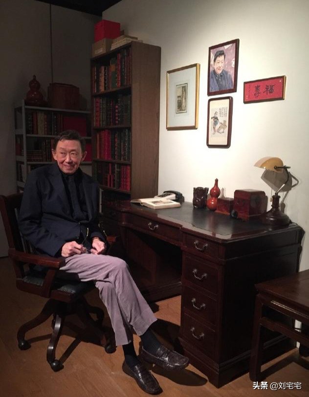 董桥和余秋雨散文比较,董桥散文经典