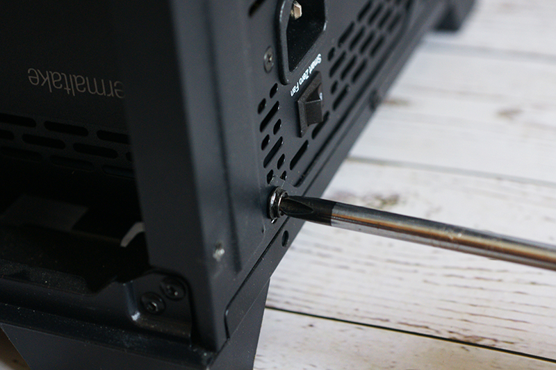 tt曜越650w,曜越智能电源怎么样