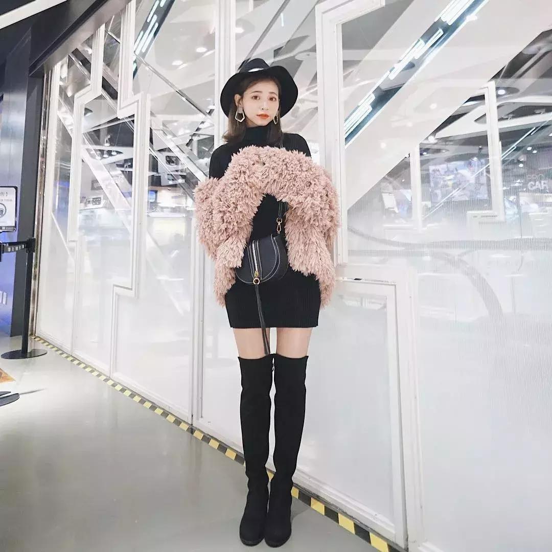 胖妹妹上衣显瘦秋天新款,超显瘦的裤子学生党秋天