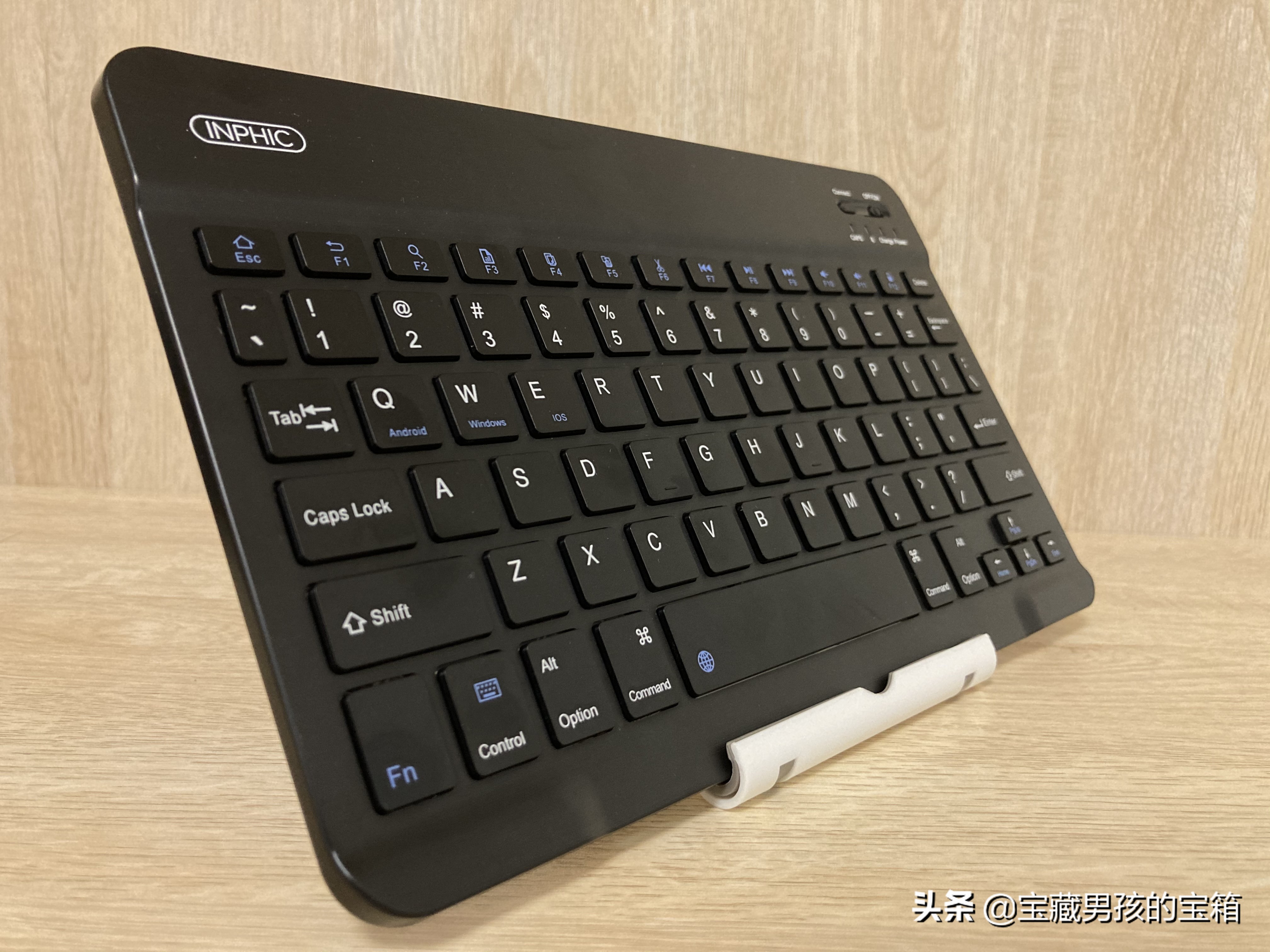 英菲克v780b无线键盘多少钱,英菲克v750b蓝牙键盘能打游戏