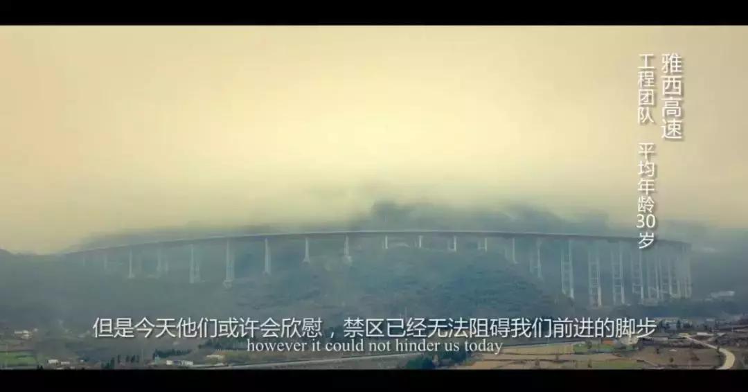 一本笔记本记录了初中生涯,一本笔记本记满童年