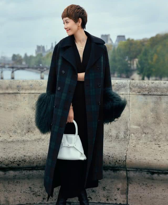 马伊琍离婚后首晒照配文意味深长,马伊琍离婚后的新发型