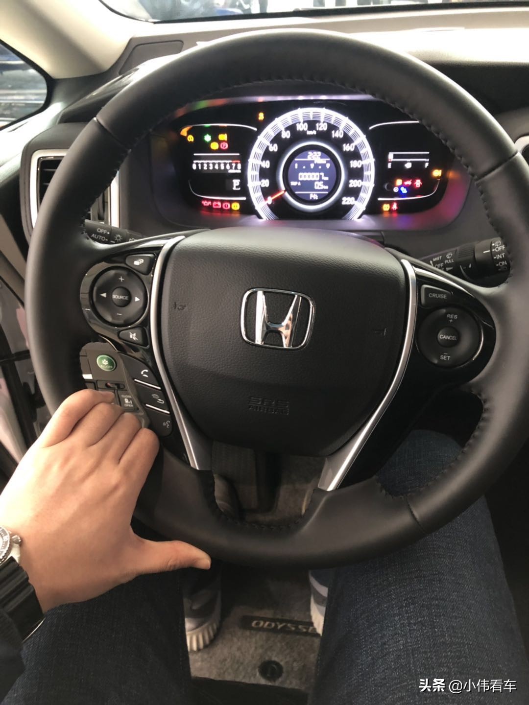新款本田奥德赛29.88万车内饰,2024款本田奥德赛外观内饰展示