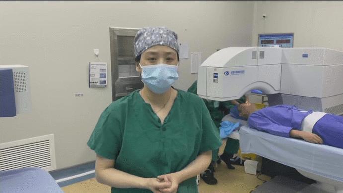 成都华厦眼科医院全飞秒手术过程,成都华厦眼科医院近视手术全飞秒