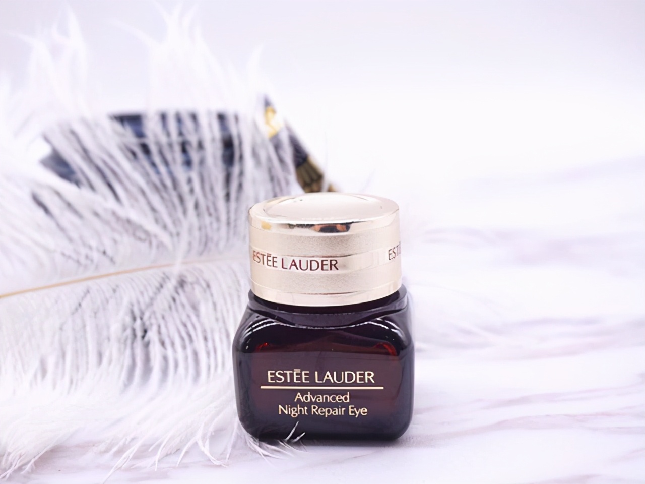 熬夜党混油皮紧致提拉眼霜,熬夜党最爱的抗糖眼霜