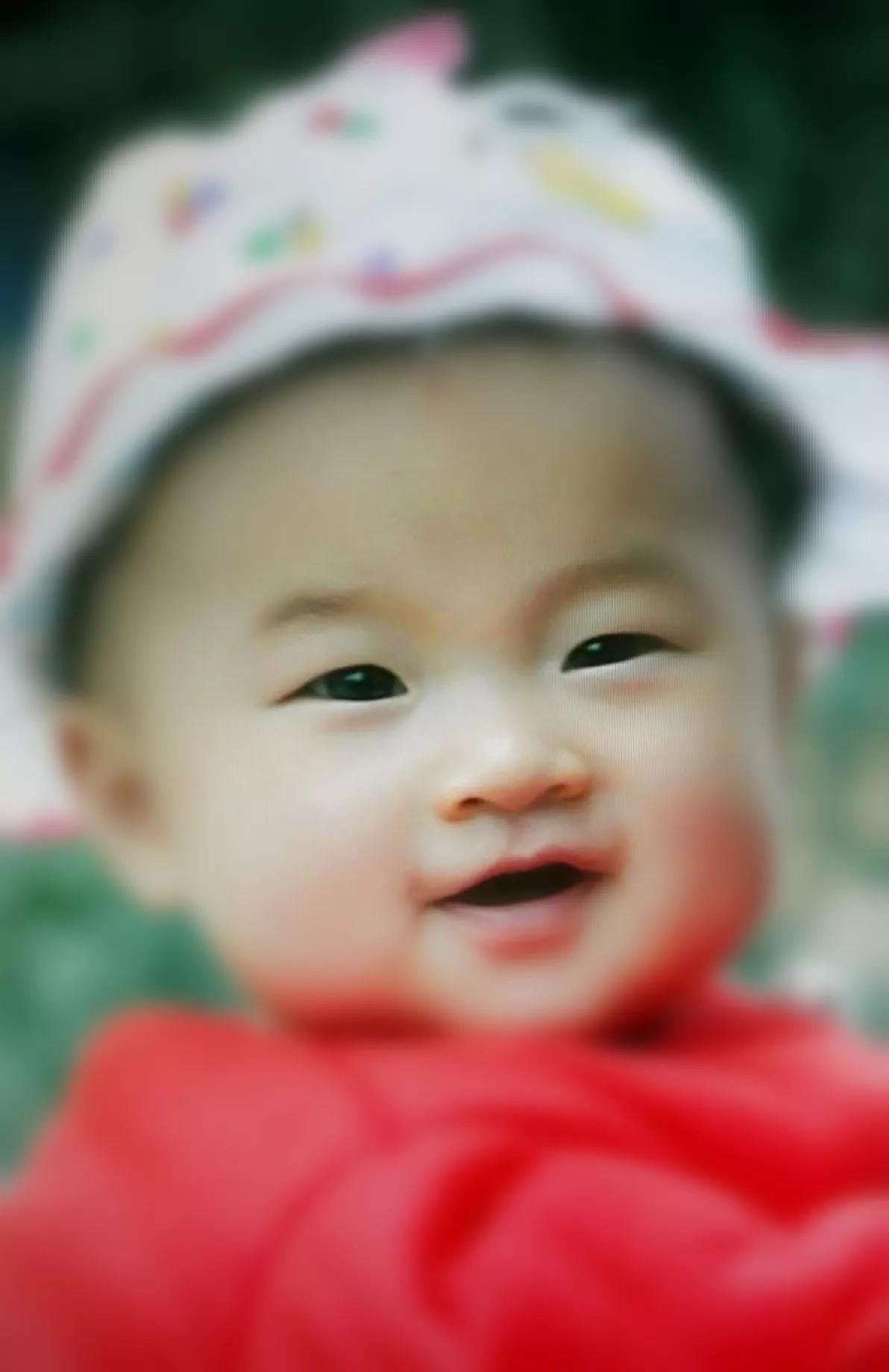 后视镜被撞掉了换一个新的多少钱,后视镜被撞掉了能装好吗