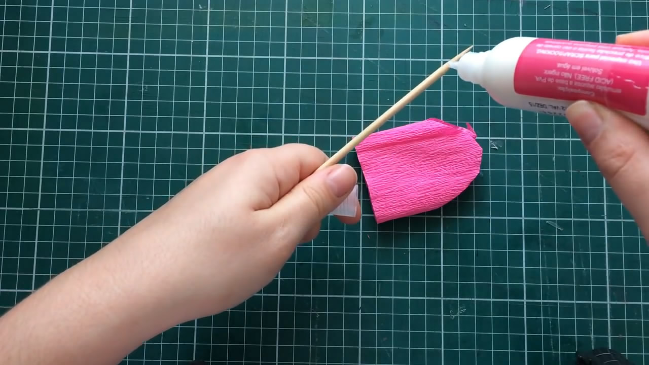 褶皱纸折花大全简单又漂亮,褶皱纸花教程简单好看