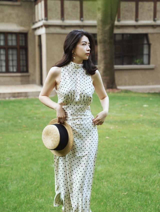 30多岁穿什么面料显气质高级,五十岁女人秋天穿什么面料好