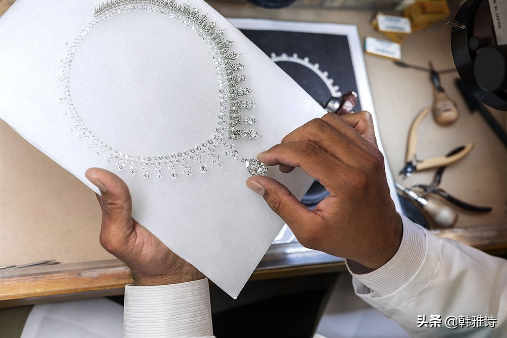 ladygaga戴的黄钻,ladygaga19年奥斯卡佩戴的珠宝