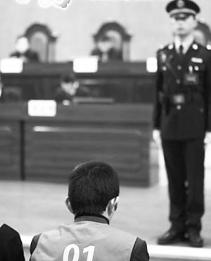 10年前的组织卖淫案,16人组织卖淫案例