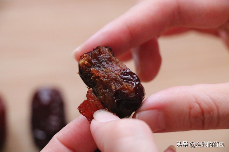 夏天吃红枣不是补血不上火方法,夏天吃红枣有没有好处