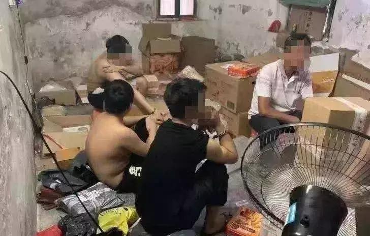 被曝光的黑心月饼品牌,假冒伪劣月饼让各大厂家防不胜防