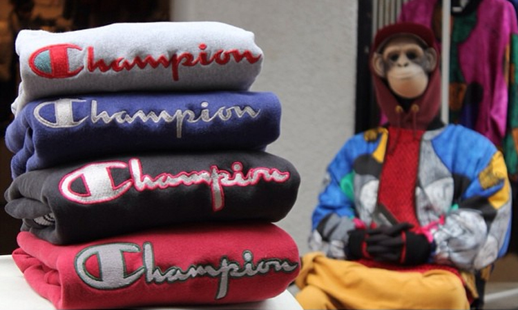 给你一个入手上千块的PALACE、GOSHA复古风单品的机会