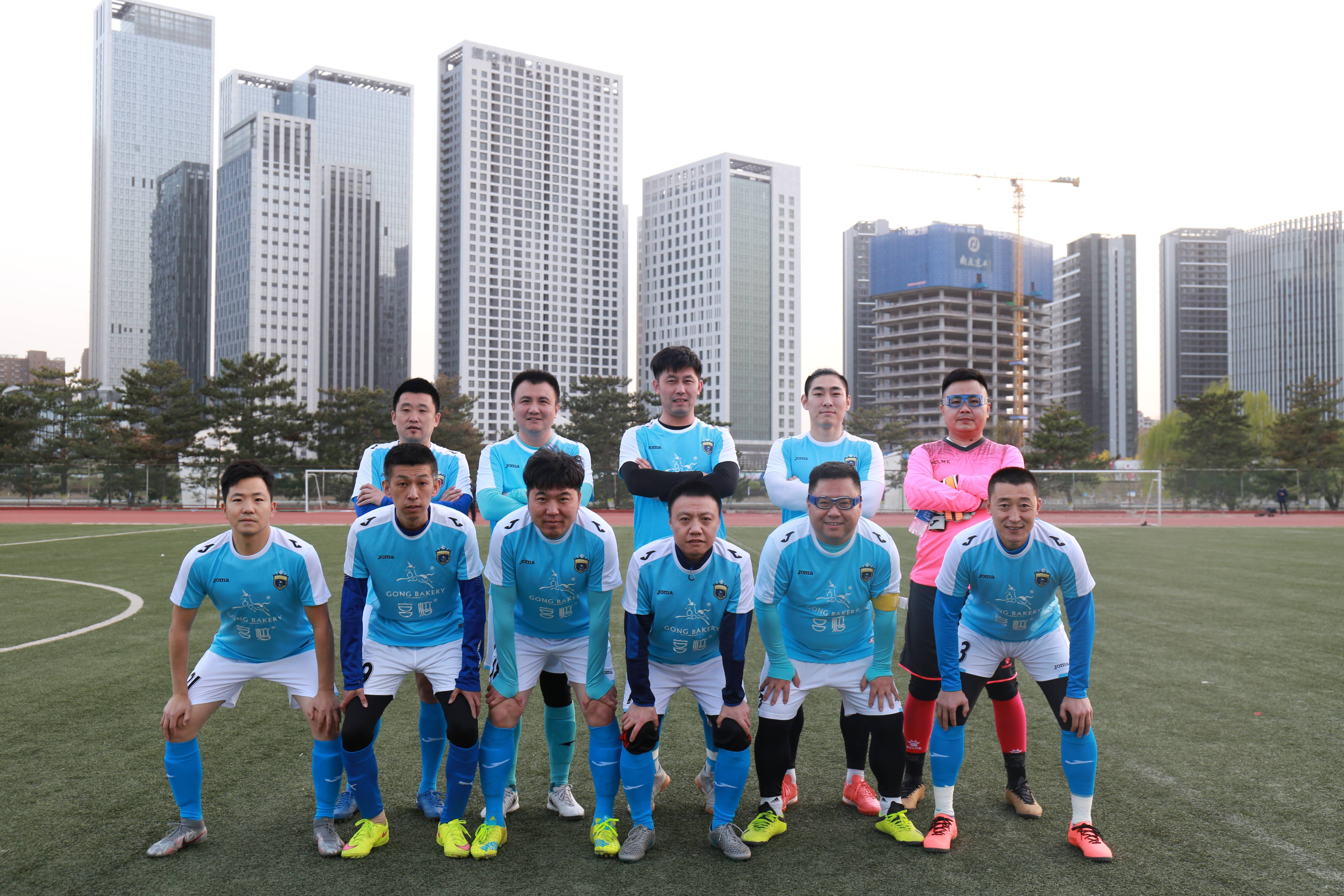 再创辉煌夺冠,再续辉煌战绩