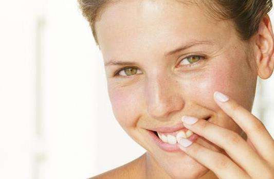 40岁女人多久敷一次面膜好,40岁女人敷面膜多长时间一次