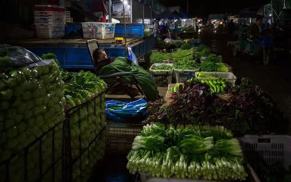 便利店生鲜创业模式,生鲜店和便利店哪个更赚钱