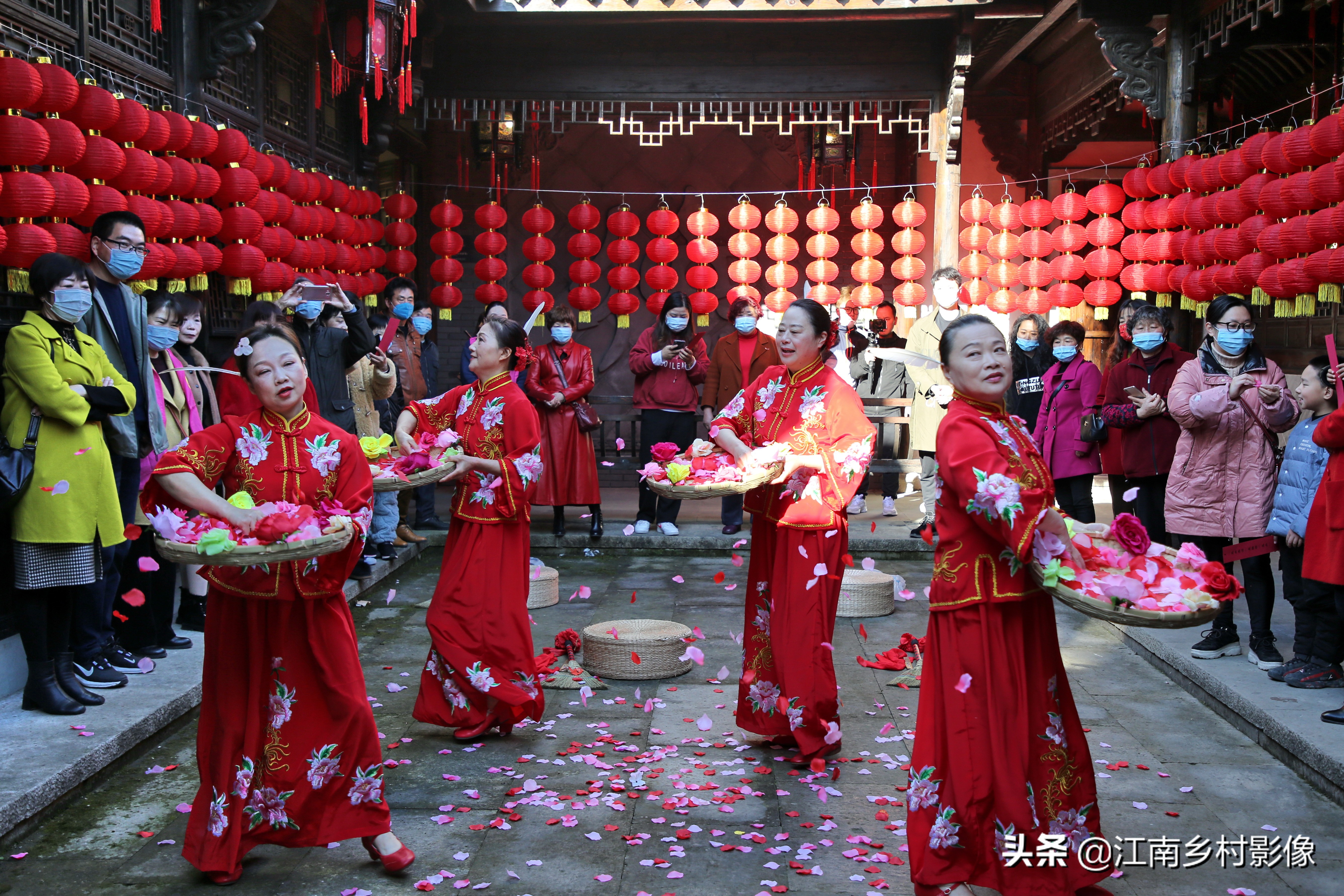 提前的乾元元宵节：灯谜、蚕花、舞龙、越剧、古筝及多彩汤圆